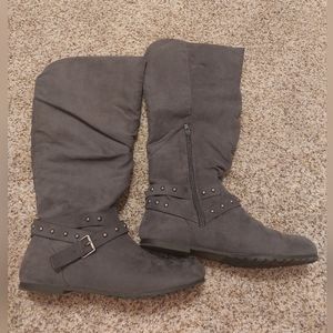 Charcoal Gray Boots